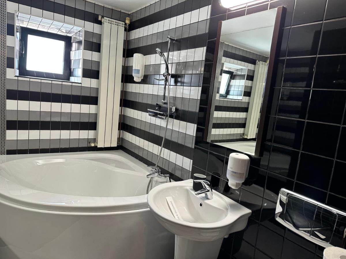 Appartement Nerva Traian Studio à Bucarest Extérieur photo