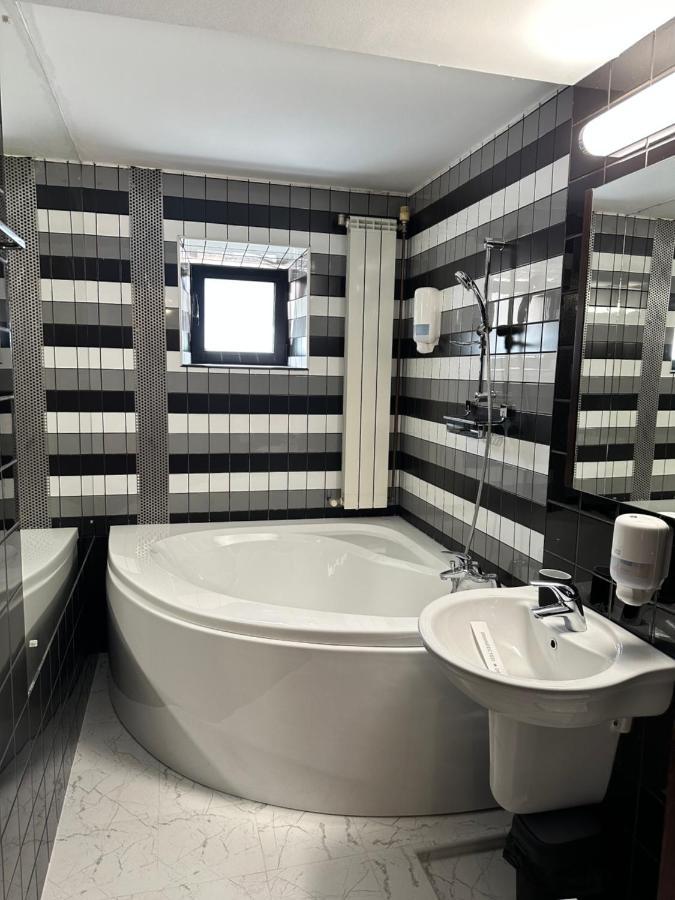 Appartement Nerva Traian Studio à Bucarest Extérieur photo